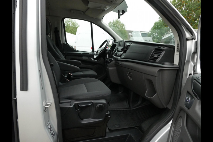 Ford Transit Custom 2.0 TDCI 130PK, L2H1, Dubbel Cabine, Airco Ford Transit Custom 2.0 TDCI 130PK, L2H1, Dubbel Cabine, Airco