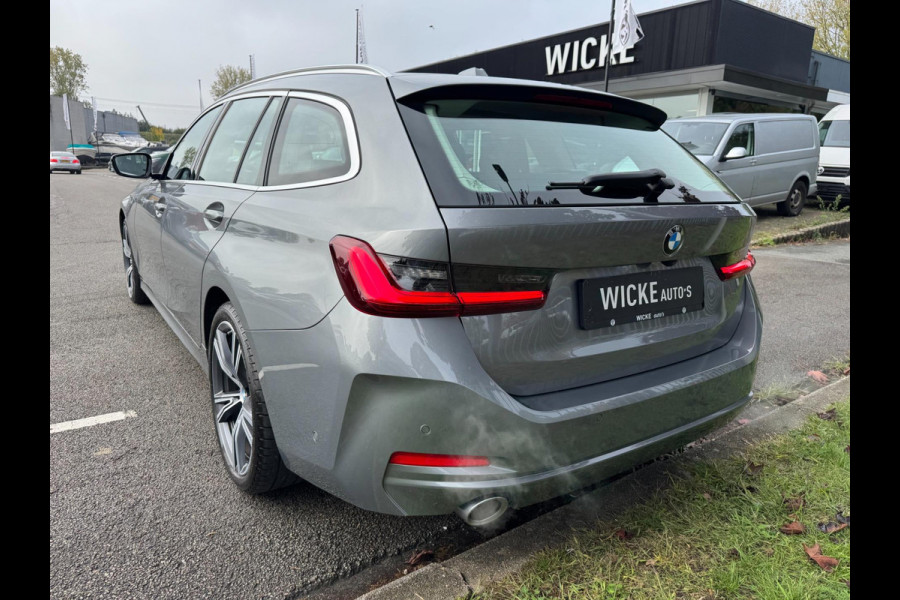 BMW 3 Serie Touring 330i xDrive Panorama Camera Facelift Led Leder