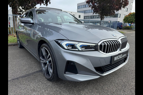 BMW 3 Serie Touring 330i xDrive Panorama Camera Facelift Led Leder