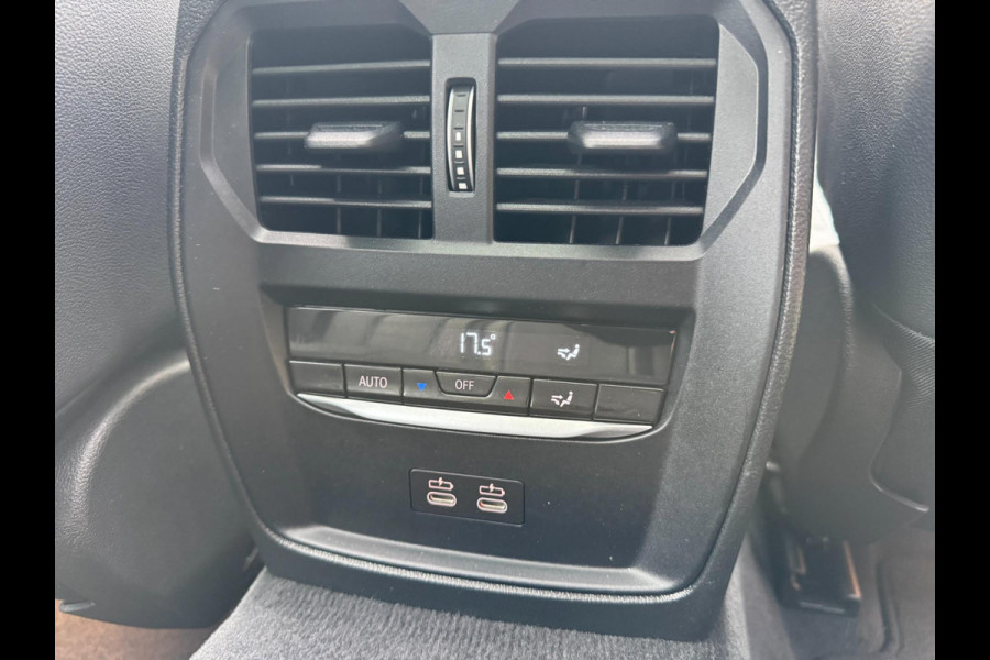 BMW 3 Serie Touring 330i xDrive Panorama Camera Facelift Led Leder