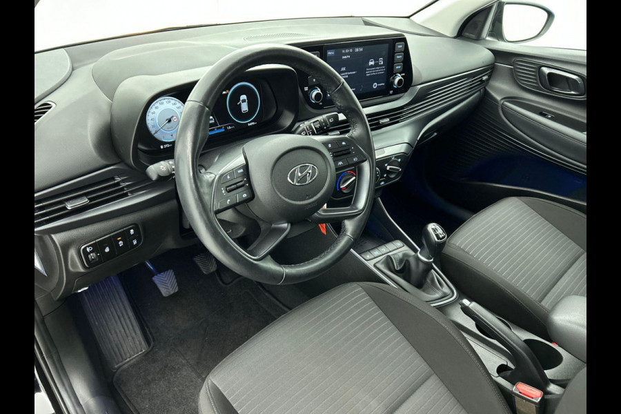 Hyundai i20 1.0 T-GDI Comfort | Navigatie | Apple Carplay/ Android Auto | Camera | Stoel/Stuurverwarming  | 16 Inch Lichtmetalen Velgen | Privacy Glass | Climate Control |