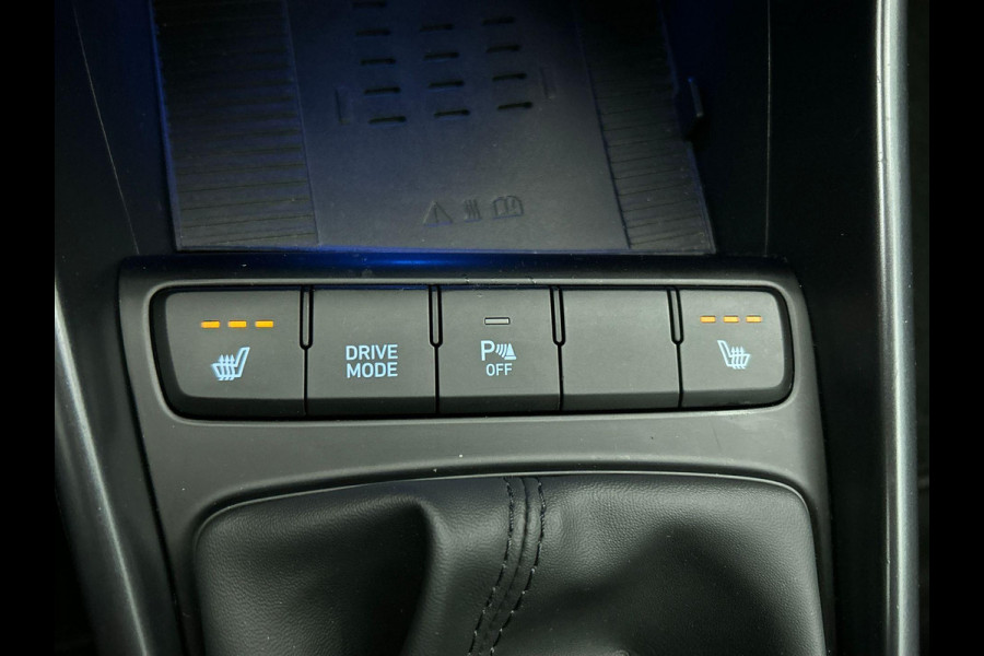 Hyundai i20 1.0 T-GDI Comfort | Navigatie | Apple Carplay/ Android Auto | Camera | Stoel/Stuurverwarming  | 16 Inch Lichtmetalen Velgen | Privacy Glass | Climate Control |