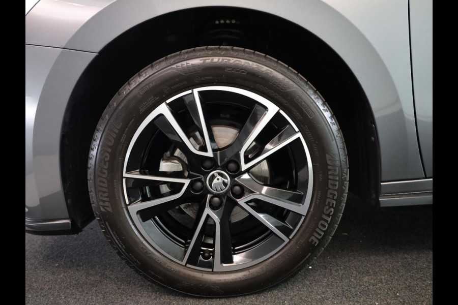 Škoda Fabia 1.0 TSI Monte Carlo 95 pk | Verlengde garantie | Navigatie via App | Parkeersensoren | Achteruitrijcamera | Stoelverwarming | Škoda Fabia 1.0 TSI Monte Carlo 95 pk | Verlengde garantie | Navigatie via App | Parkeersensoren | Achteruitrijcamera | Stoelverwarming |