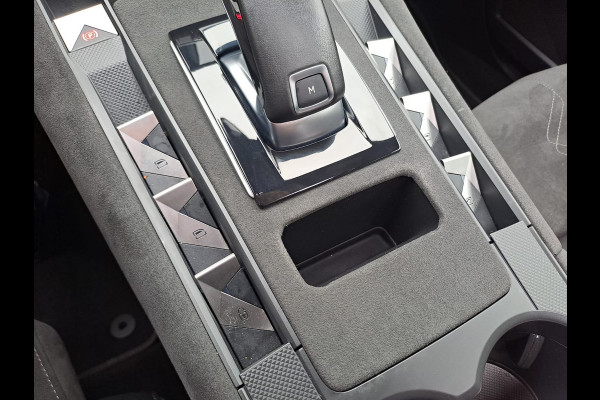 DS 7 Crossback 1.2 PureTech Executive | Automaat | Pano | Trekhaak| LED | Navi | Camera | Keyless |