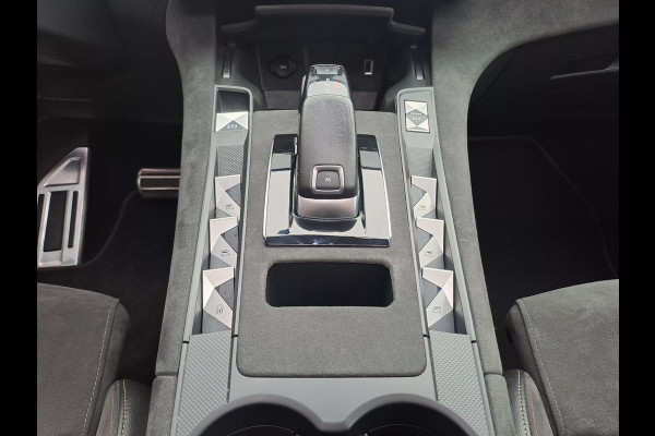 DS 7 Crossback 1.2 PureTech Executive | Automaat | Pano | Trekhaak| LED | Navi | Camera | Keyless |
