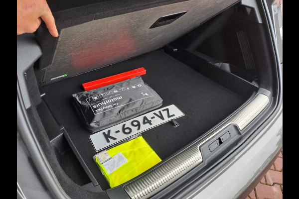 DS 7 Crossback 1.2 PureTech Executive | Automaat | Pano | Trekhaak| LED | Navi | Camera | Keyless |