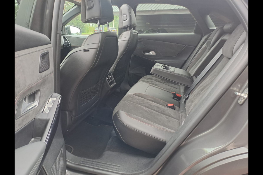 DS 7 Crossback 1.2 PureTech Executive | Automaat | Pano | Trekhaak| LED | Navi | Camera | Keyless |