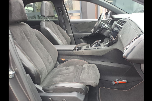 DS 7 Crossback 1.2 PureTech Executive | Automaat | Pano | Trekhaak| LED | Navi | Camera | Keyless |