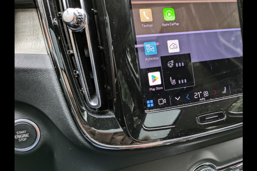 Volvo XC40 2.0 B3 Ultimate Bright|Panodak|Sportstoelen|Leder|Memory|Adaptive-Cruise|Stoel/Stuurverwarming|Harman/Kardon