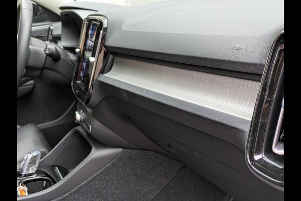 Volvo XC40 2.0 B3 Ultimate Bright|Panodak|Sportstoelen|Leder|Memory|Adaptive-Cruise|Stoel/Stuurverwarming|Harman/Kardon