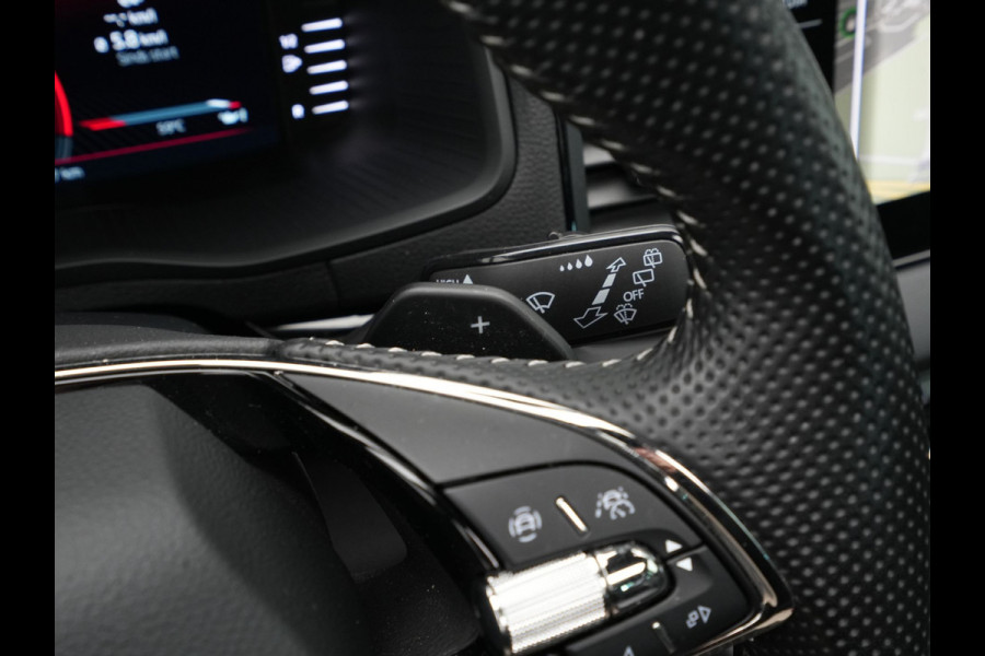 Škoda Karoq 1.5 TSI 150pk DSG Sportline Business Leer Panorama dak Trekhaak Canton 342 Škoda Karoq 1.5 TSI 150pk DSG Sportline Business Leer Panorama dak Trekhaak Canton 342