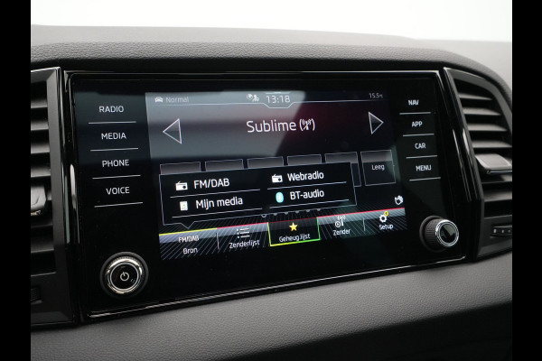 Škoda Karoq 1.5 TSI 150pk DSG Sportline Business Leer Panorama dak Trekhaak Canton 342 Škoda Karoq 1.5 TSI 150pk DSG Sportline Business Leer Panorama dak Trekhaak Canton 342