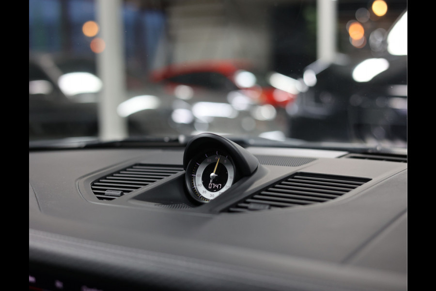 Porsche 911 4.0 GT3 Touring | Arctic Grey - Sport Chrono - Lift