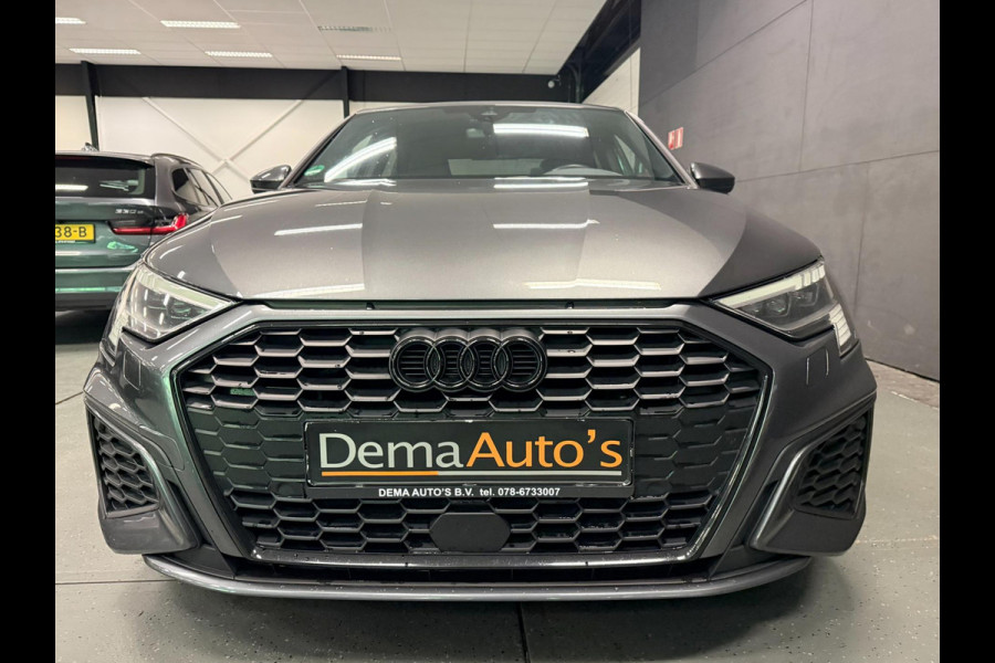 Audi A3 Limousine 35 TFSI 2X S-LINE BLACK-LINE V-COCKPIT/NAVI/DAB/CARPLAY/ECC/PDC/CRUISE/// Audi A3 Limousine 35 TFSI 2X S-LINE BLACK-LINE V-COCKPIT/NAVI/DAB/CARPLAY/ECC/PDC/CRUISE///