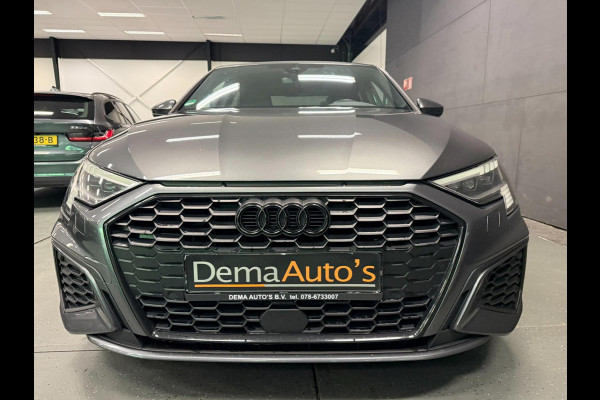 Audi A3 Limousine 35 TFSI 2X S-LINE BLACK-LINE V-COCKPIT/NAVI/DAB/CARPLAY/ECC/PDC/CRUISE/// Audi A3 Limousine 35 TFSI 2X S-LINE BLACK-LINE V-COCKPIT/NAVI/DAB/CARPLAY/ECC/PDC/CRUISE///