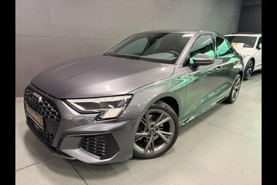 Audi A3 Limousine 35 TFSI 2X S-LINE BLACK-LINE V-COCKPIT/NAVI/DAB/CARPLAY/ECC/PDC/CRUISE/// Audi A3 Limousine 35 TFSI 2X S-LINE BLACK-LINE V-COCKPIT/NAVI/DAB/CARPLAY/ECC/PDC/CRUISE///
