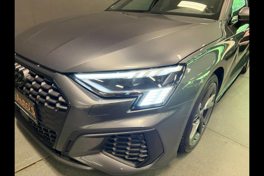 Audi A3 Limousine 35 TFSI 2X S-LINE BLACK-LINE V-COCKPIT/NAVI/DAB/CARPLAY/ECC/PDC/CRUISE/// Audi A3 Limousine 35 TFSI 2X S-LINE BLACK-LINE V-COCKPIT/NAVI/DAB/CARPLAY/ECC/PDC/CRUISE///