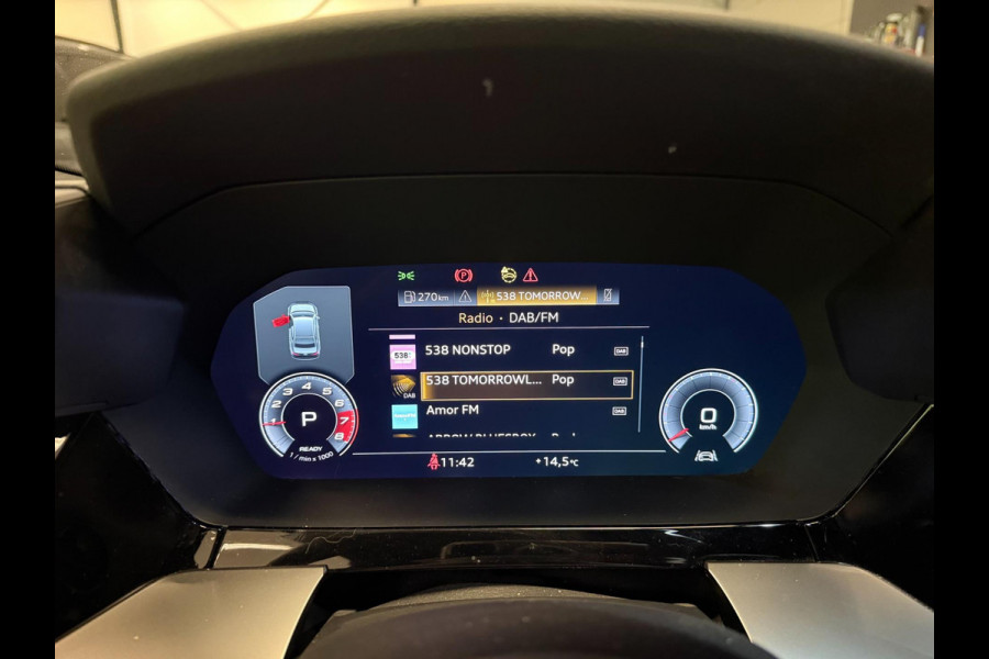 Audi A3 Limousine 35 TFSI 2X S-LINE BLACK-LINE V-COCKPIT/NAVI/DAB/CARPLAY/ECC/PDC/CRUISE/// Audi A3 Limousine 35 TFSI 2X S-LINE BLACK-LINE V-COCKPIT/NAVI/DAB/CARPLAY/ECC/PDC/CRUISE///