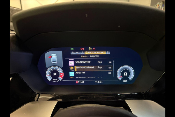 Audi A3 Limousine 35 TFSI 2X S-LINE BLACK-LINE V-COCKPIT/NAVI/DAB/CARPLAY/ECC/PDC/CRUISE/// Audi A3 Limousine 35 TFSI 2X S-LINE BLACK-LINE V-COCKPIT/NAVI/DAB/CARPLAY/ECC/PDC/CRUISE///