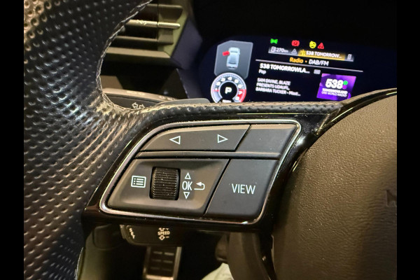 Audi A3 Limousine 35 TFSI 2X S-LINE BLACK-LINE V-COCKPIT/NAVI/DAB/CARPLAY/ECC/PDC/CRUISE/// Audi A3 Limousine 35 TFSI 2X S-LINE BLACK-LINE V-COCKPIT/NAVI/DAB/CARPLAY/ECC/PDC/CRUISE///