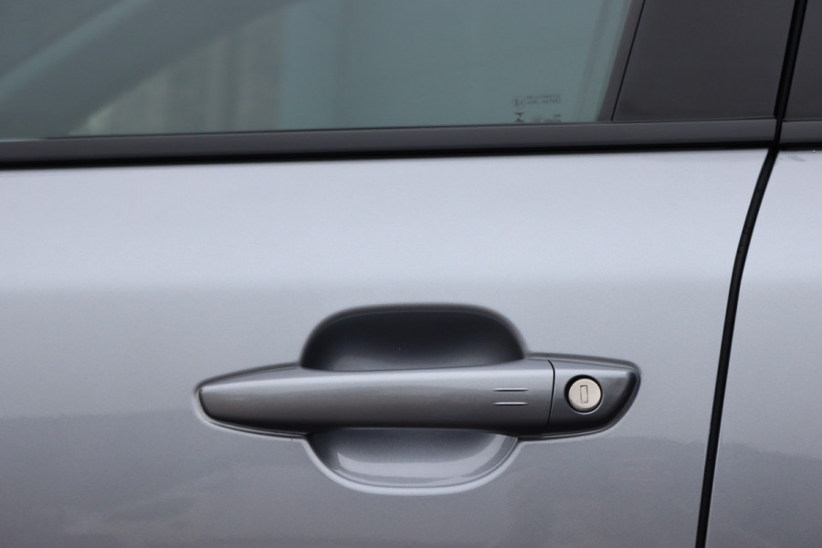 Peugeot 2008 1.2 PureTech GT Pack Aut8 | Adpatieve Cruise Control | Panoramadak | Focal Sound System | Sfeerverlichting | Camera | Keyless Go | 3D-Display | Stoelverwarming | Full Led | Peugeot 2008 1.2 PureTech GT Pack Aut8 | Adpatieve Cruise Control | Panoramadak | Focal Sound System | Sfeerverlichting | Camera | Keyless Go | 3D-Display | Stoelverwarming | Full Led |