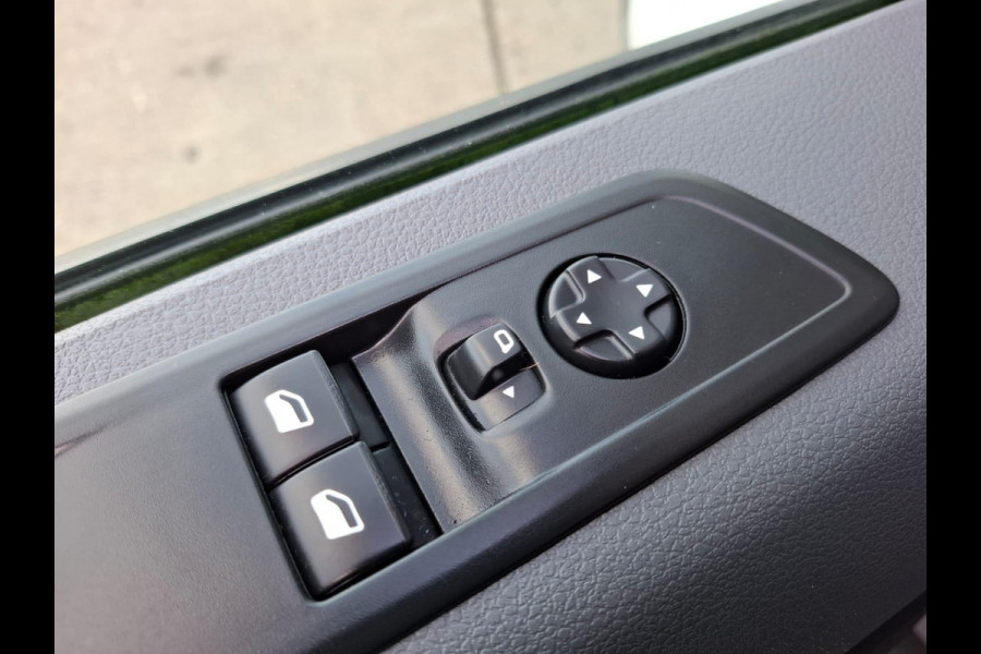 Citroën Jumpy 1.5 BlueHDI 100 XS Club AIRCO / CARPLAY / NAVI / CRUISE CONTROLE / DUBBELE SCHUIFDEUR