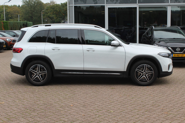 Mercedes-Benz EQB 250+ Luxury Line 71 kWh / Camera / Apple CarPlay / Half leder / Keyless / 18'' / Navigatie / DAB / Dodehoek / Cruise Control