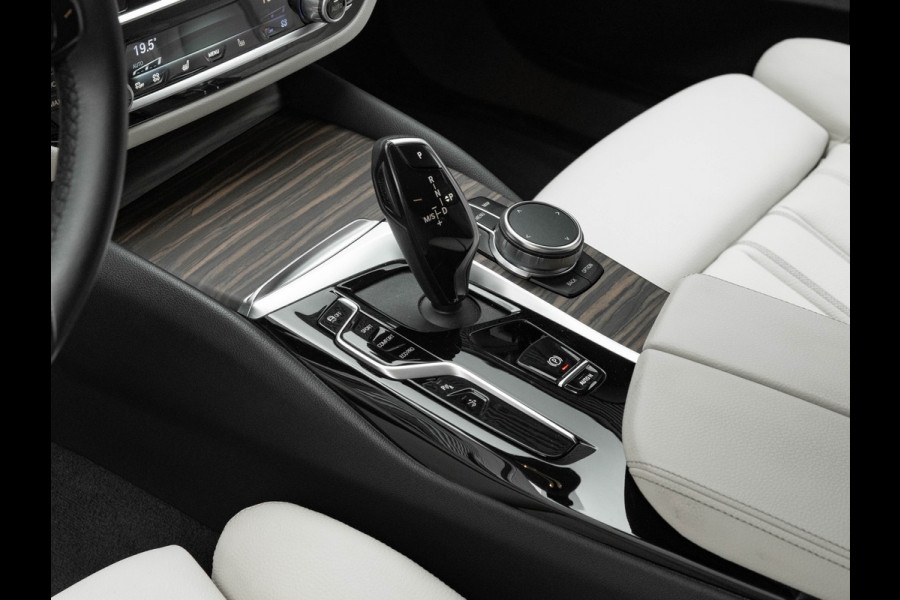 BMW 6 Serie Gran Turismo 640i xDrive - Integral Active Steering - Stoelverwarming Voor+Achter - GT