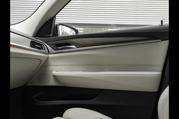 BMW 6 Serie Gran Turismo 640i xDrive - Integral Active Steering - Stoelverwarming Voor+Achter - GT