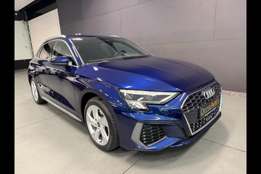 Audi A3 Sportback 40 TFSI 2X S-LINE V-COCKPIT/DAB/CARPLAY/NAVI/LED/SFEERVERL///