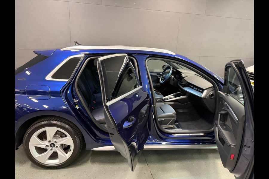 Audi A3 Sportback 40 TFSI 2X S-LINE V-COCKPIT/DAB/CARPLAY/NAVI/LED/SFEERVERL///