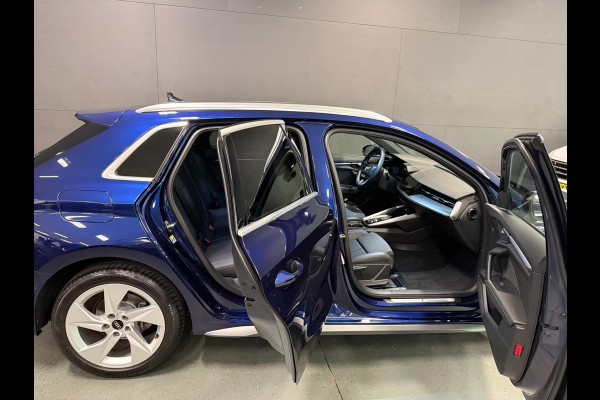 Audi A3 Sportback 40 TFSI 2X S-LINE V-COCKPIT/DAB/CARPLAY/NAVI/LED/SFEERVERL///