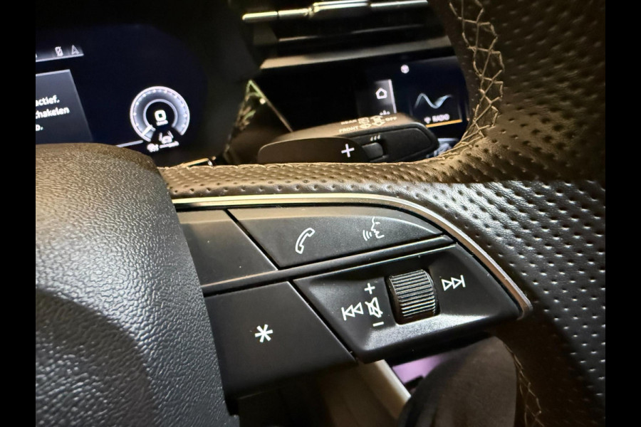 Audi A3 Sportback 40 TFSI 2X S-LINE V-COCKPIT/DAB/CARPLAY/NAVI/LED/SFEERVERL///