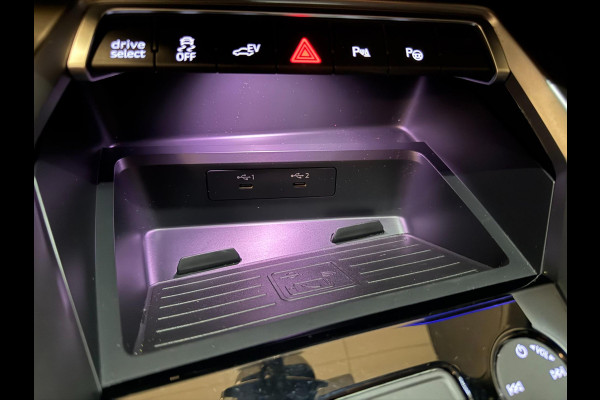 Audi A3 Sportback 40 TFSI 2X S-LINE V-COCKPIT/DAB/CARPLAY/NAVI/LED/SFEERVERL///