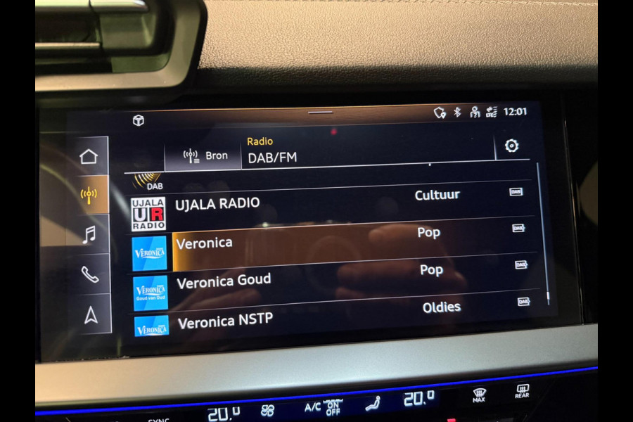 Audi A3 Sportback 40 TFSI 2X S-LINE V-COCKPIT/DAB/CARPLAY/NAVI/LED/SFEERVERL///