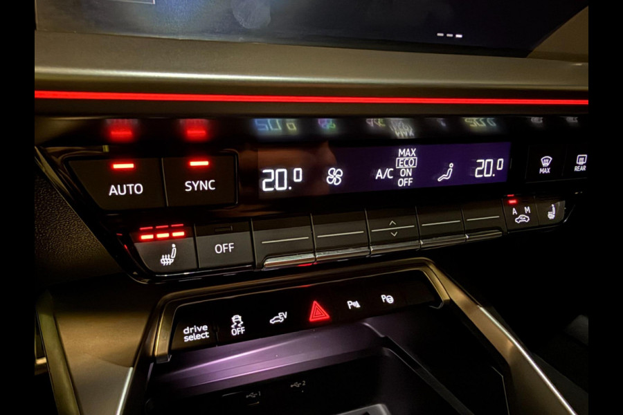 Audi A3 Sportback 40 TFSI 2X S-LINE V-COCKPIT/DAB/CARPLAY/NAVI/LED/SFEERVERL///