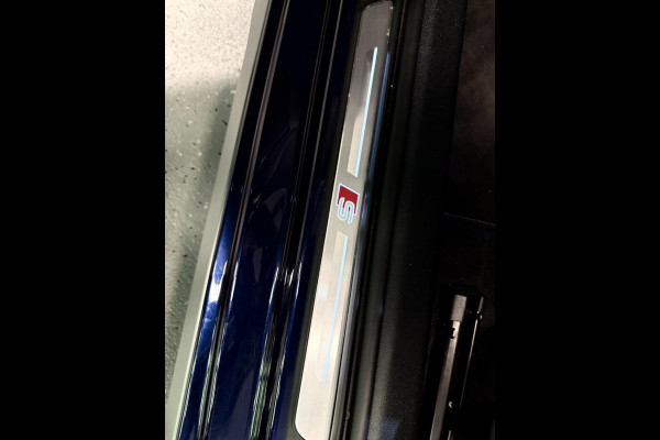 Audi A3 Sportback 40 TFSI 2X S-LINE V-COCKPIT/DAB/CARPLAY/NAVI/LED/SFEERVERL///