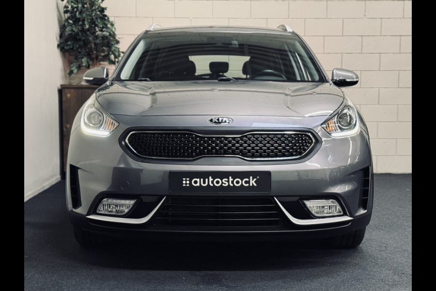 Kia Niro 1.6 GDi Hybrid DynamicLine | Trekhaak | Camera | Navi Kia Niro 1.6 GDi Hybrid DynamicLine | Trekhaak | Camera | Navi