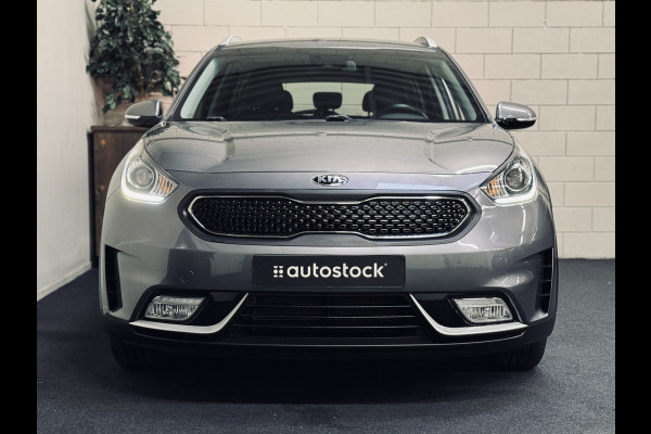 Kia Niro 1.6 GDi Hybrid DynamicLine | Trekhaak | Camera | Navi Kia Niro 1.6 GDi Hybrid DynamicLine | Trekhaak | Camera | Navi