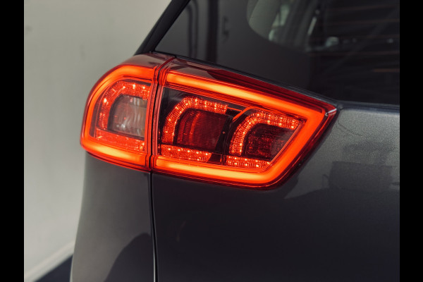 Kia Niro 1.6 GDi Hybrid DynamicLine | Trekhaak | Camera | Navi Kia Niro 1.6 GDi Hybrid DynamicLine | Trekhaak | Camera | Navi