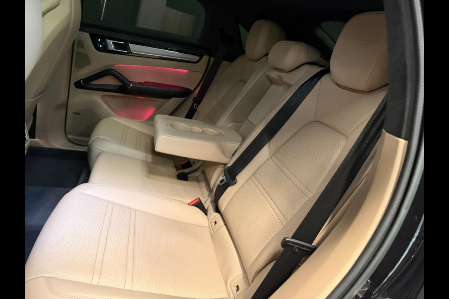 Porsche Cayenne Coupé 3.0 E-Hybrid TECHART FULL-OPTION!!!