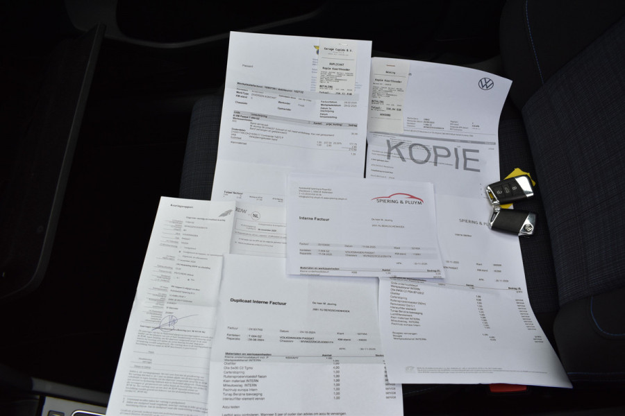 Volkswagen Passat Variant 1.4 TSI PHEV GTE Business Automaat / Pano schuifdak /  Trekhaak / Keyless / Navi / PDC + Camera