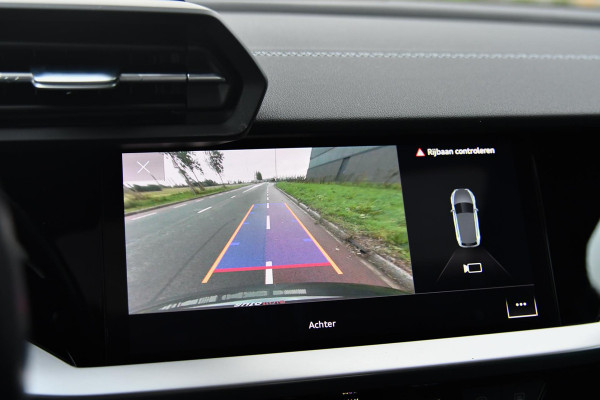 Audi A3 Sportback 40 TFSI e 3x S-Line. RS Zetels, Pano, ACC, Keyless, Camera, Matrix, 19'', CarPlay! Audi A3 Sportback 40 TFSI e 3x S-Line. RS Zetels, Pano, ACC, Keyless, Camera, Matrix, 19'', CarPlay!