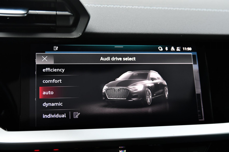 Audi A3 Sportback 40 TFSI e 3x S-Line. RS Zetels, Pano, ACC, Keyless, Camera, Matrix, 19'', CarPlay! Audi A3 Sportback 40 TFSI e 3x S-Line. RS Zetels, Pano, ACC, Keyless, Camera, Matrix, 19'', CarPlay!