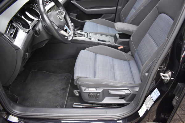 Volkswagen Passat Variant 1.4 TSI PHEV GTE Business Automaat / Pano schuifdak /  Trekhaak / Keyless / Navi / PDC + Camera