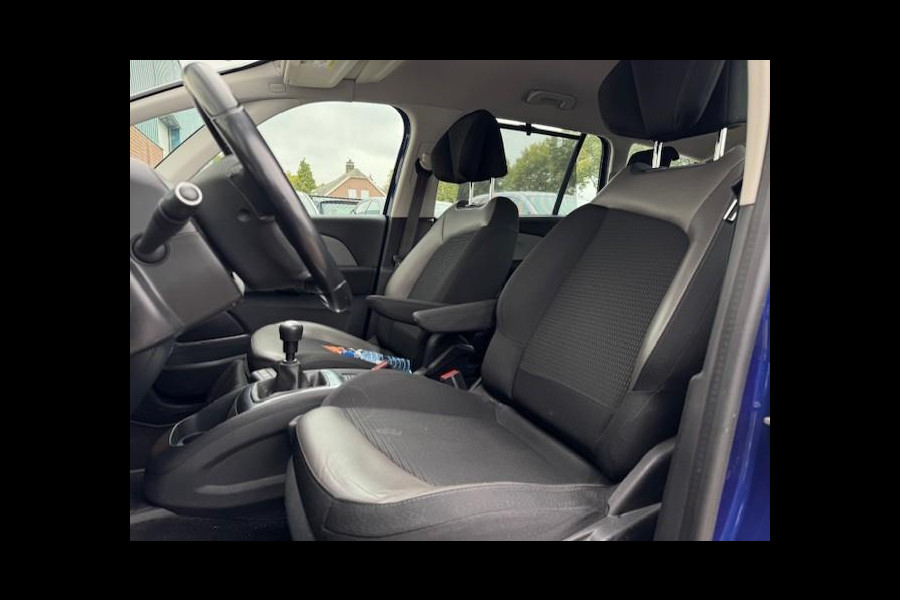 Citroën Grand C4 Picasso 1.2 Business - 7 personen - Massage Citroën Grand C4 Picasso 1.2 Business - 7 personen - Massage