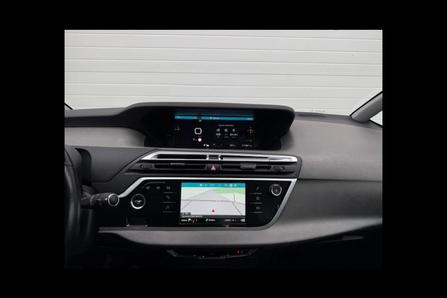 Citroën Grand C4 Picasso 1.2 Business - 7 personen - Massage Citroën Grand C4 Picasso 1.2 Business - 7 personen - Massage