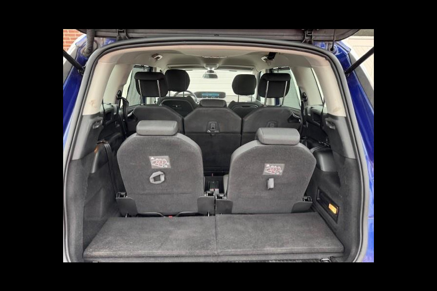 Citroën Grand C4 Picasso 1.2 Business - 7 personen - Massage Citroën Grand C4 Picasso 1.2 Business - 7 personen - Massage