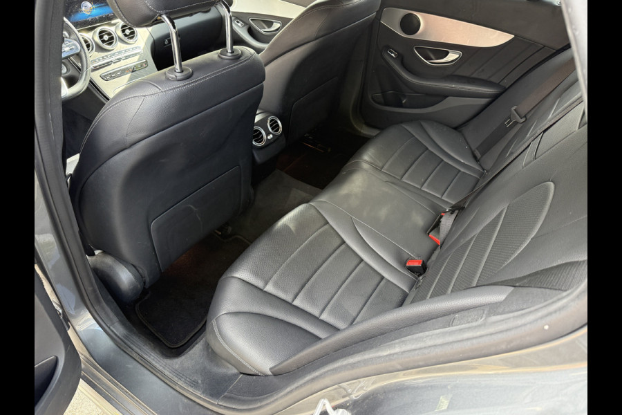 Mercedes-Benz C-Klasse Estate 200 Business Solution AMG | Origineel NL | Multi beam | Parkassist | Dodehoeksensoren | Stoelverwarming Mercedes-Benz C-Klasse Estate 200 Business Solution AMG | Origineel NL | Multi beam | Parkassist | Dodehoeksensoren | Stoelverwarming