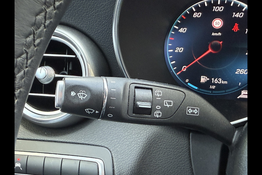 Mercedes-Benz C-Klasse Estate 200 Business Solution AMG | Origineel NL | Multi beam | Parkassist | Dodehoeksensoren | Stoelverwarming Mercedes-Benz C-Klasse Estate 200 Business Solution AMG | Origineel NL | Multi beam | Parkassist | Dodehoeksensoren | Stoelverwarming